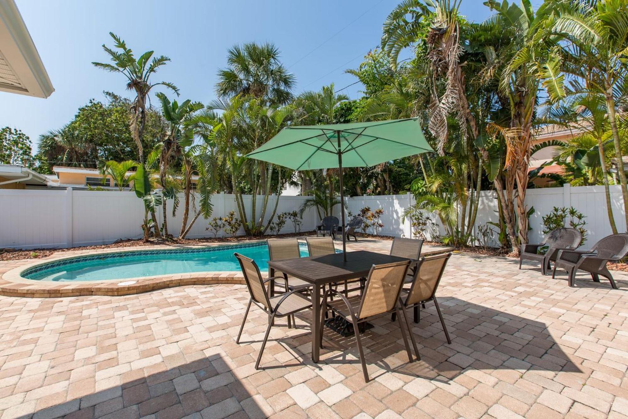 Summer Breeze - Weekly Beach Rental Clearwater Beach Exterior foto